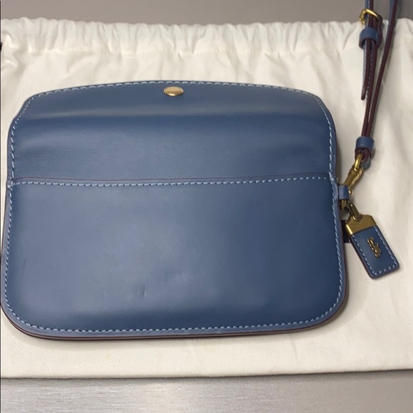 Coach Wristlet - Picture 4 of 4